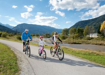 Sommer_07_Genussradfahren_am_Murradweg_-_Foto_G.A._Service_GmbH.jpg
